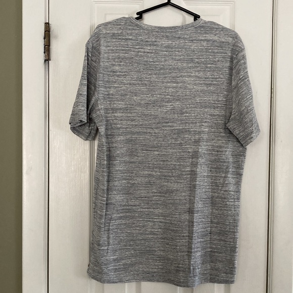 MODODOC TOPANGA SHORT SLEEVE NOTCH V- NECK SIZE S - Picture 3 of 4